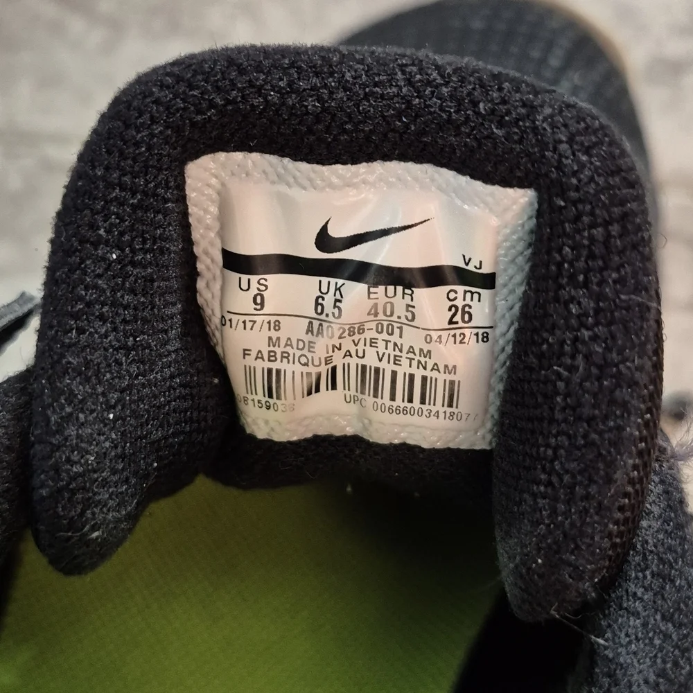 Nike Black and White Athletic Shoes